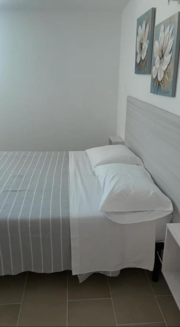 Perla Bianca Elite Villa Marina di Lizzano Eksteriør billede
